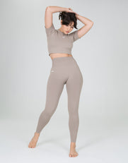 STAX. Premium Seamless V6 Full Length Tights - Akira (Beige)