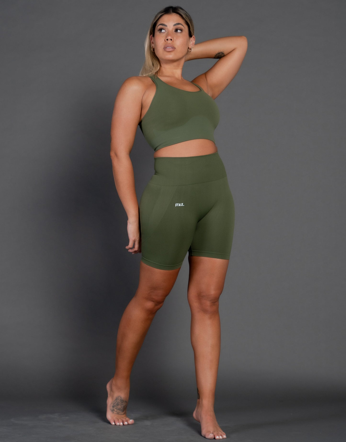 STAX. Premium Seamless V4 Racer Crop - Forest Green